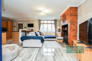 Photo 15- click for photo gallery